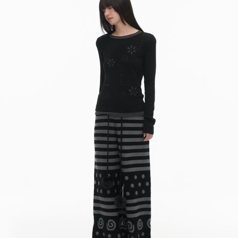 T-Shirts - Atasan Wanita Y2K Lengan Panjang Bordir