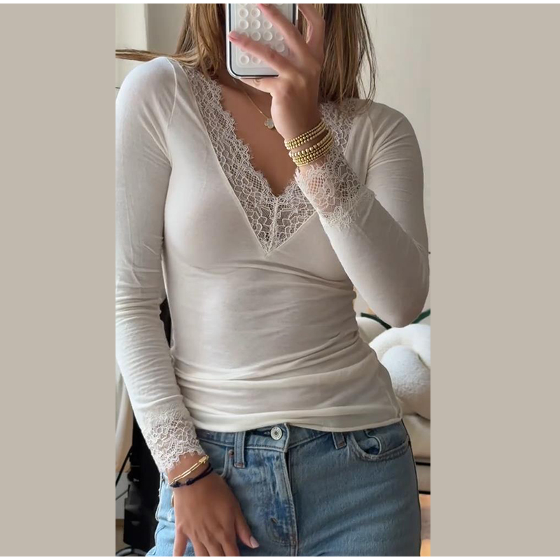 Atasan Wanita Model V-Neck Ber - Underwear ulasan dan harga